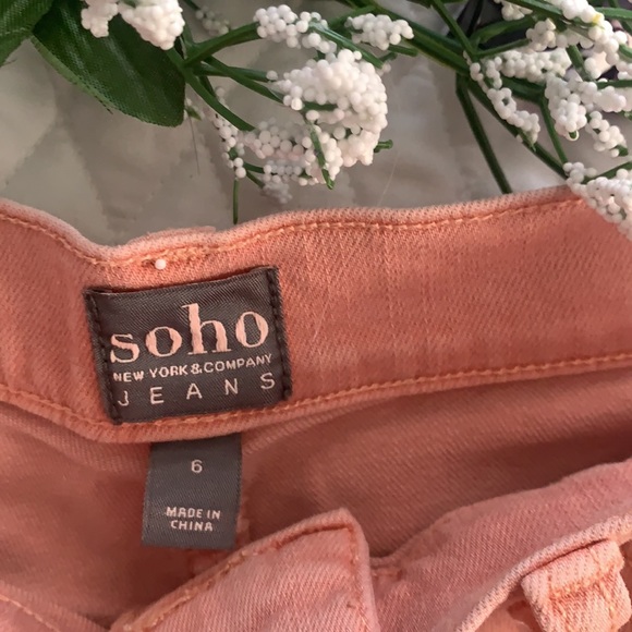 Shorts - Picture 4 of 5